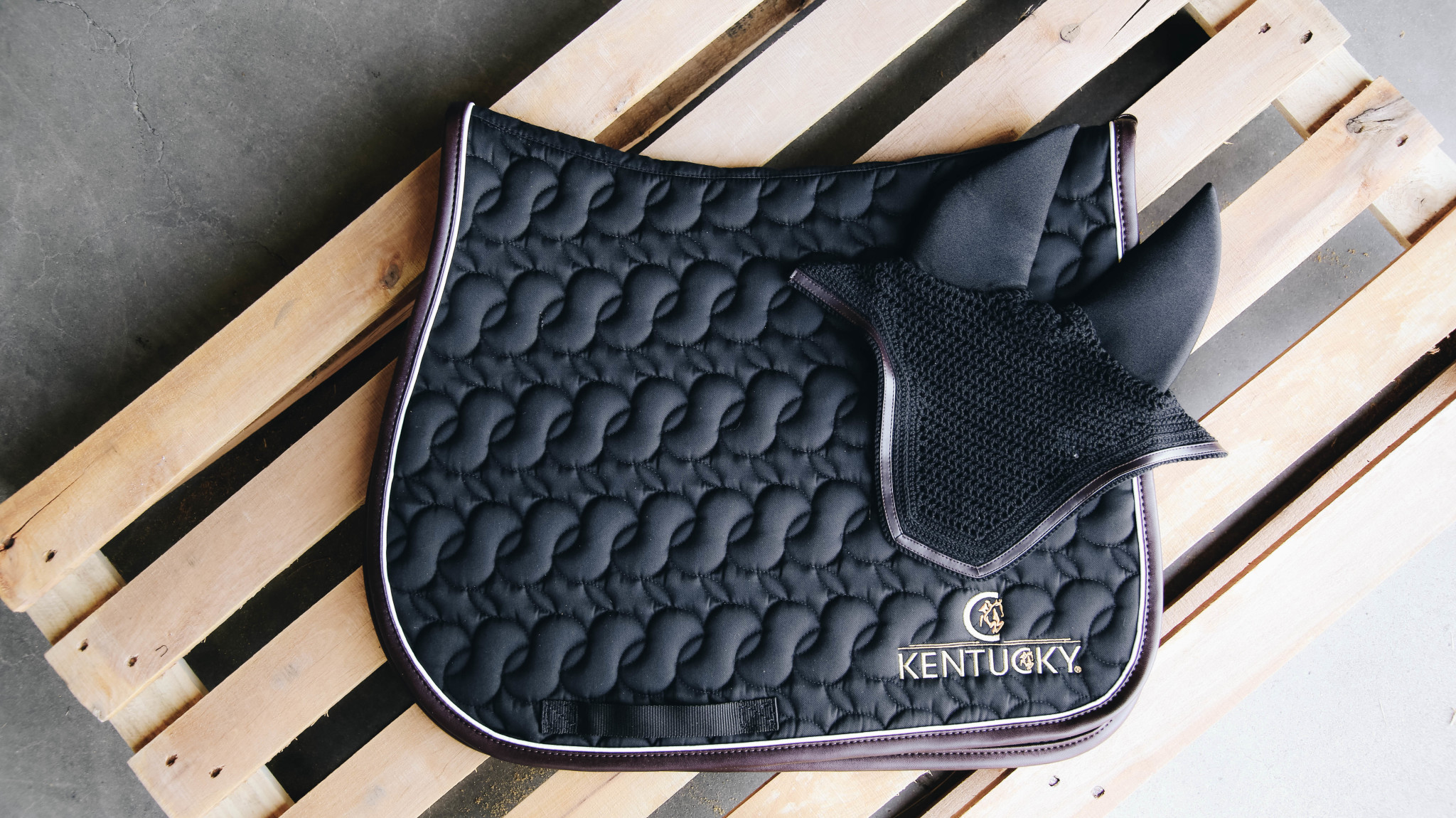 Kentucky Logo Jumping Saddlecloth - Image 4