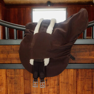Kentucky Saddle Cover with Logo Plate