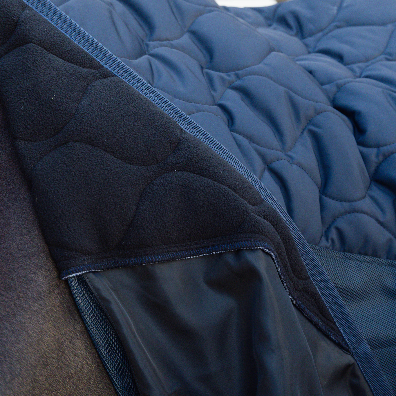 Kentucky Transport Combo Cooler Fleece - Image 5