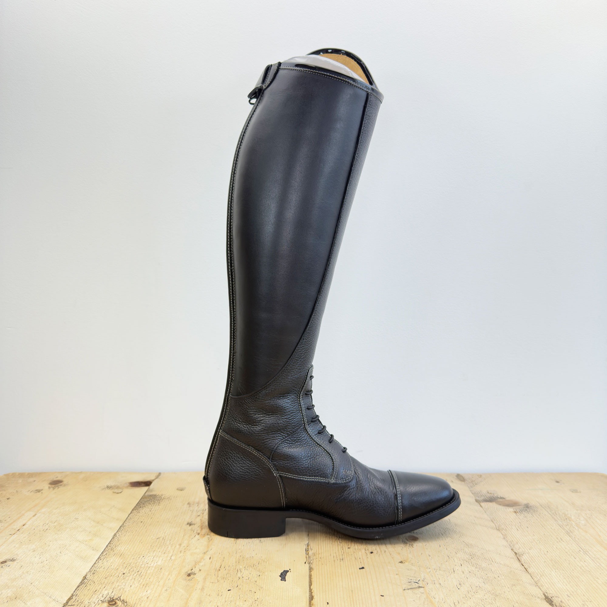 De Niro Salentino Quick Black Riding Boots - Regal Pink Top - Image 4