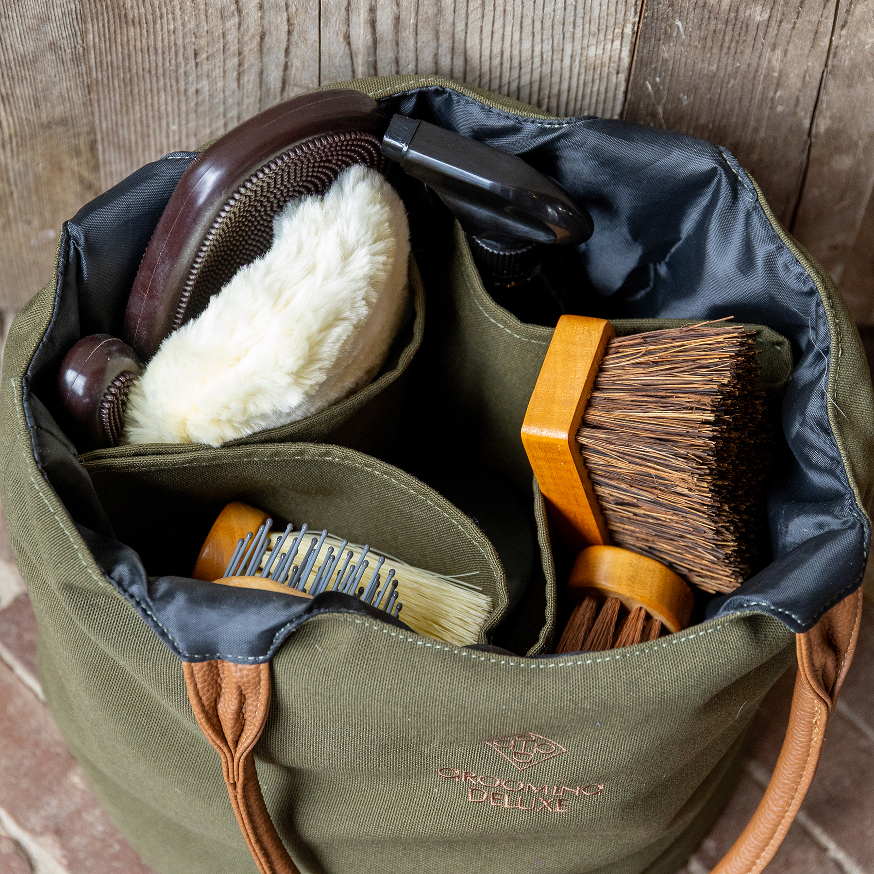 Grooming Deluxe Canvas Grooming Bag - Khaki - Image 4