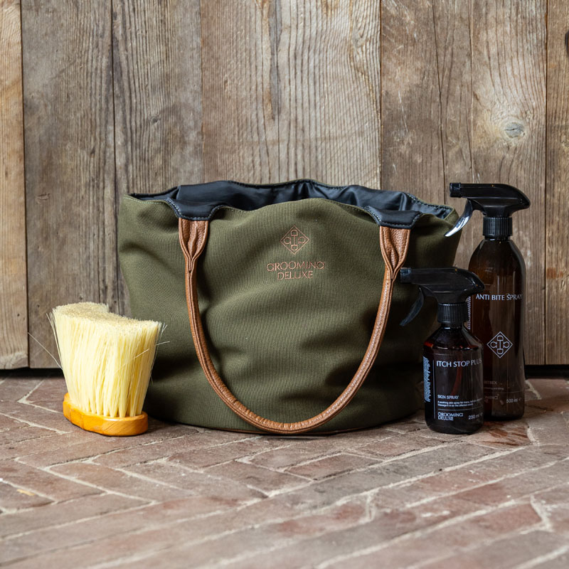 Grooming Deluxe Canvas Grooming Bag - Khaki - Image 2