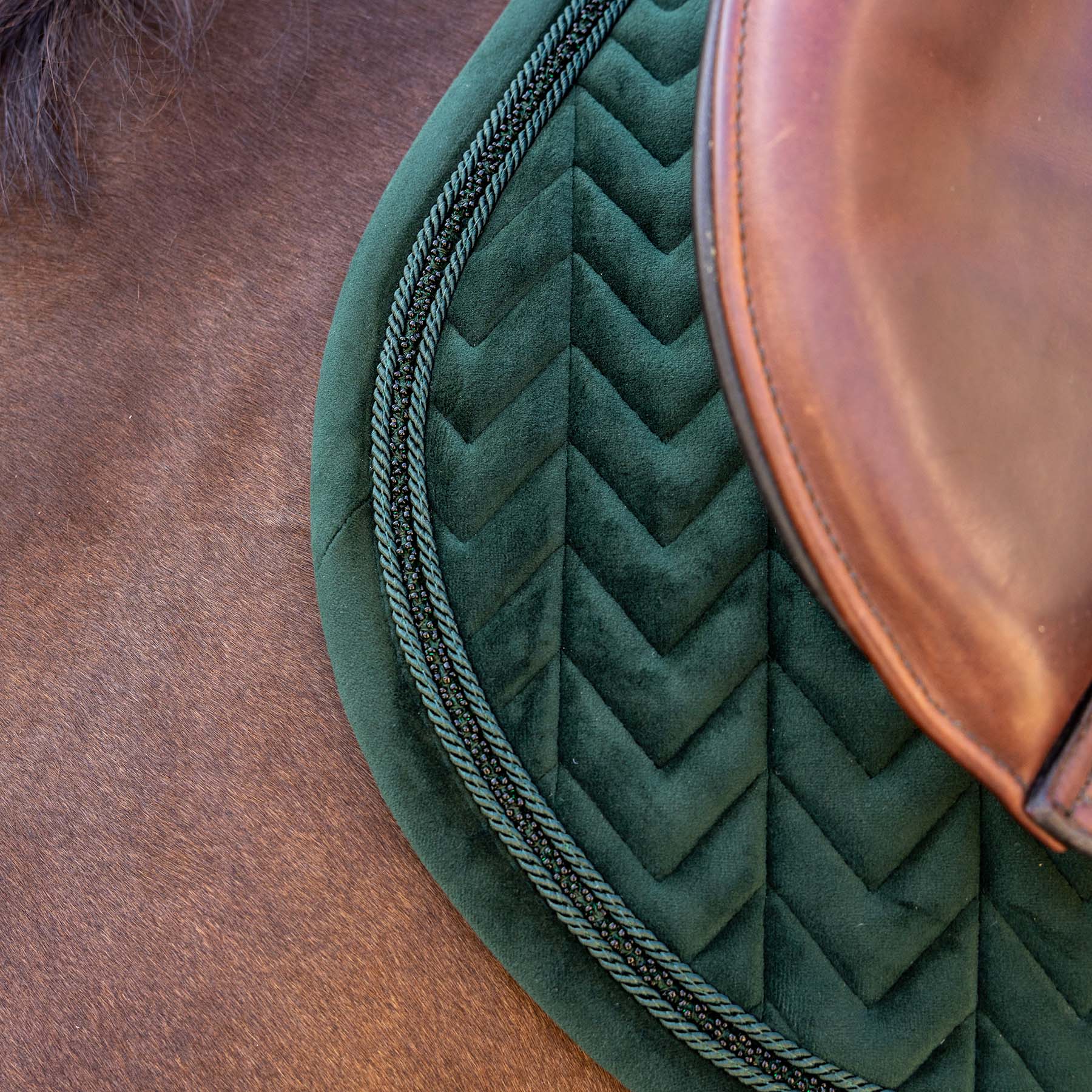 Kentucky Velvet Mini Pearls Jumping Saddle Pad - Pine Green - Image 4