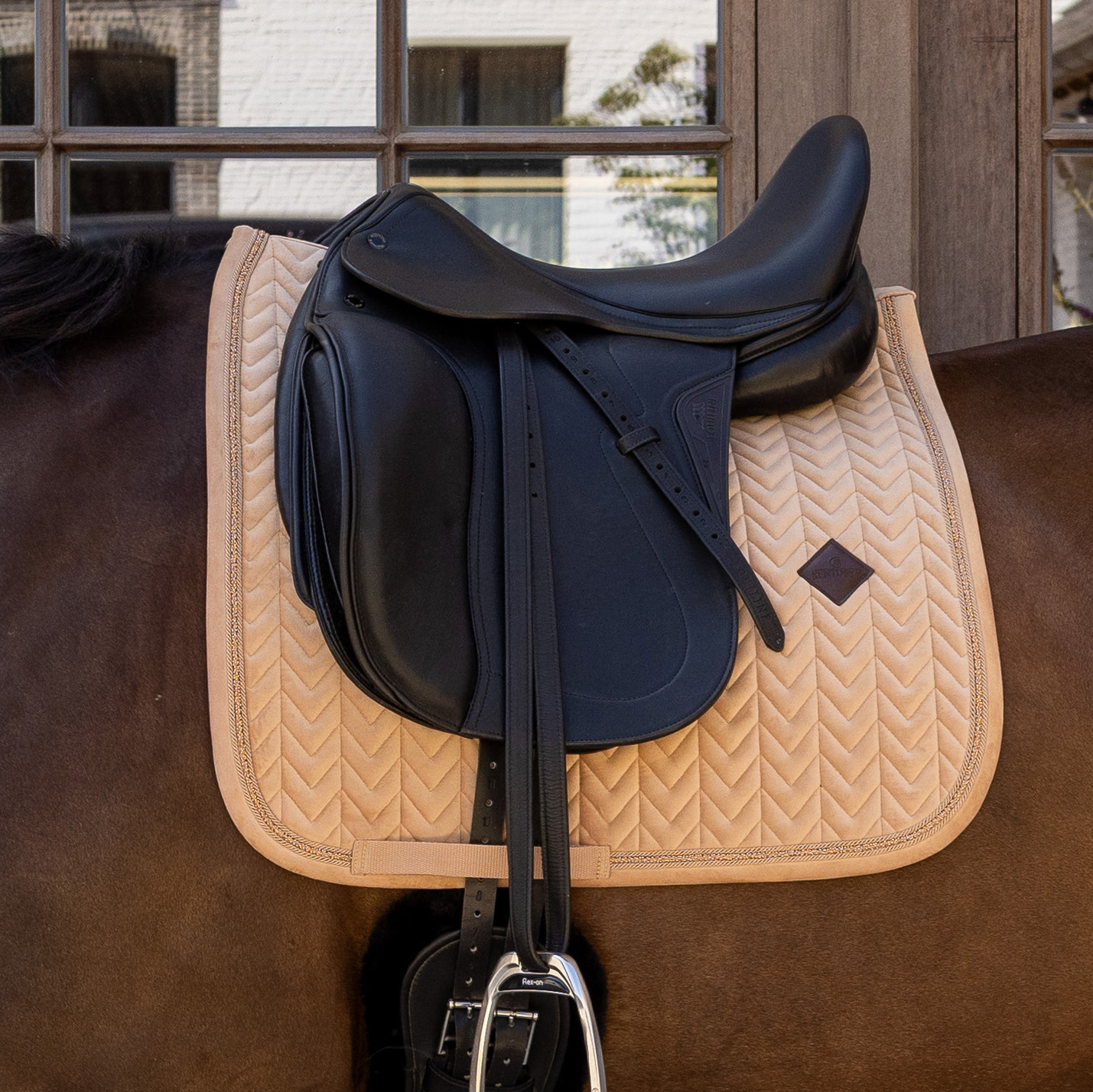 Kentucky Velvet Mini Pearls Dressage Saddle Pad - Beige