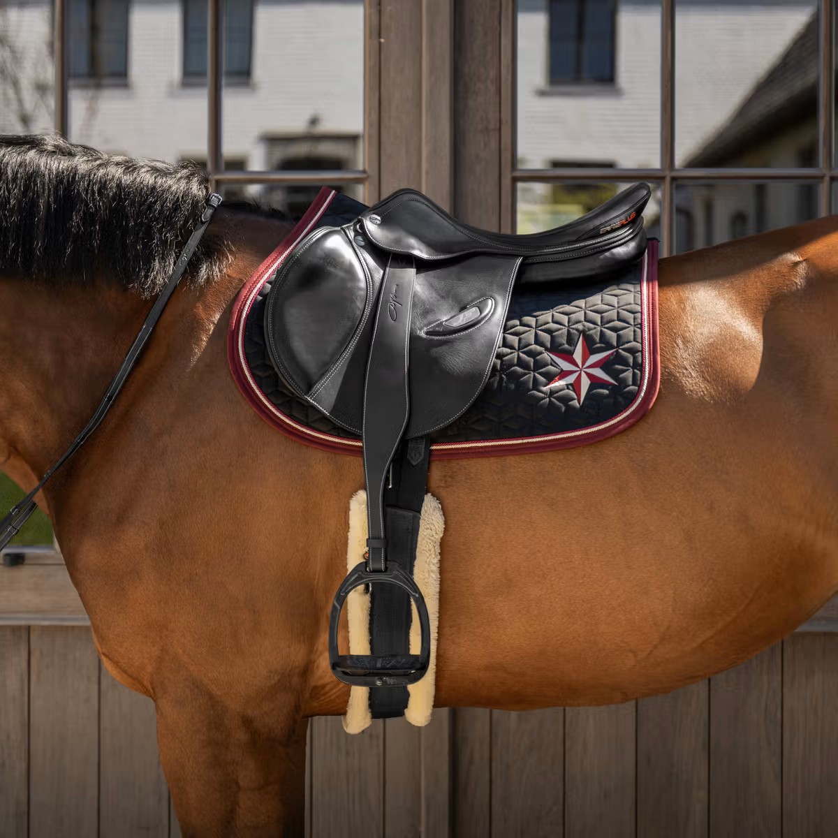 Dy'on Mono Stirrup Leathers - Image 3